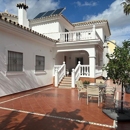Gran Villa En Torremolinos Exterior photo