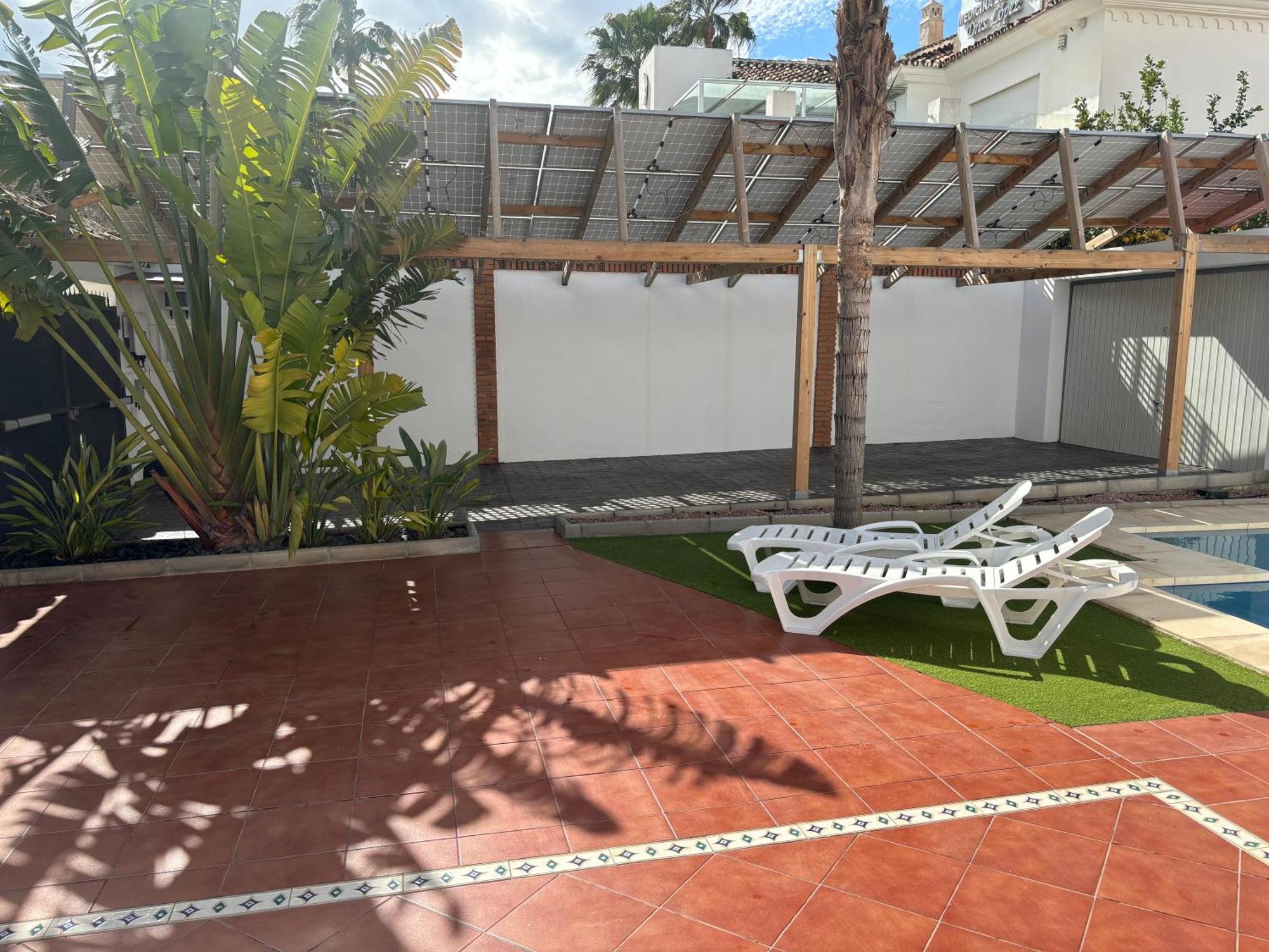 Gran Villa En Torremolinos Exterior photo