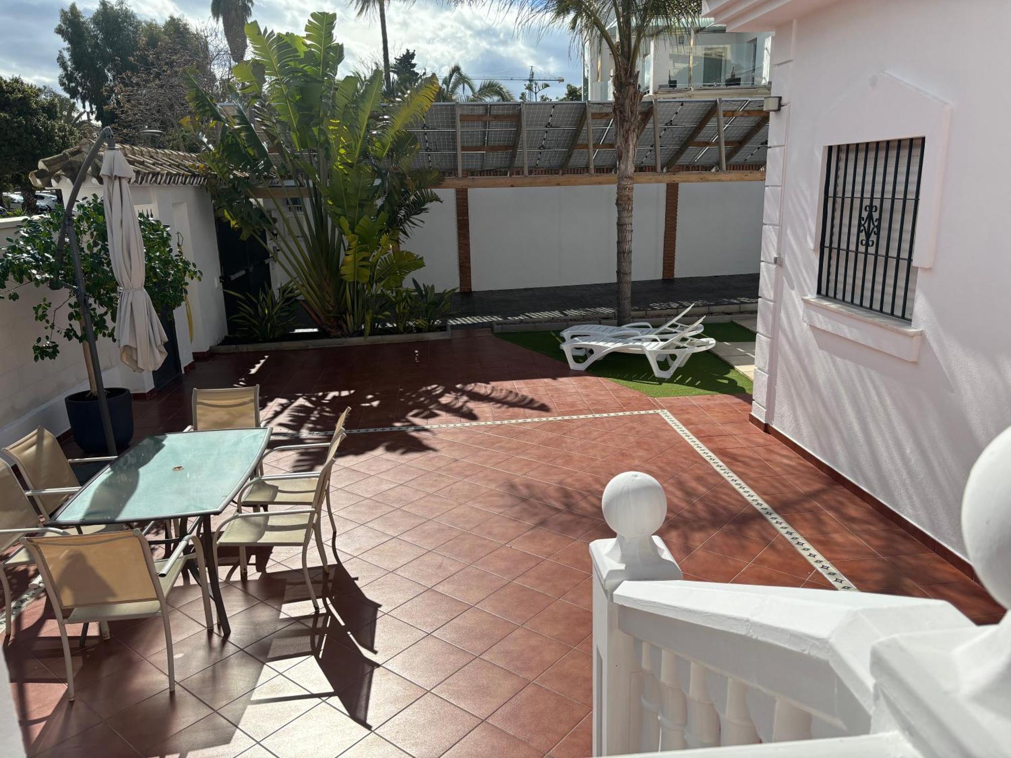 Gran Villa En Torremolinos Exterior photo